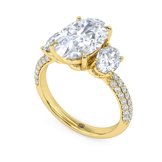 Aurora Oval Pavé Diamond Band 2.5 ct