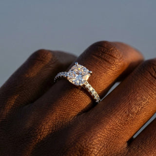 Cushion Classic Pavé Engagement Ring 1.0 ct