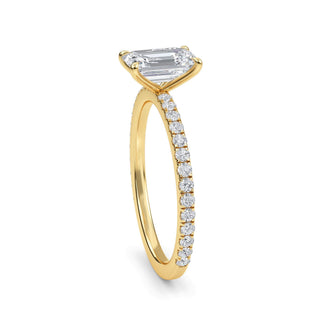 Anillo de compromiso clásico con pavé de esmeralda de 1,0 ctw