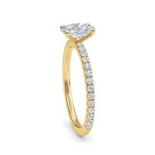 Anillo de compromiso clásico ovalado con piedra lateral de 1,0 ctw
