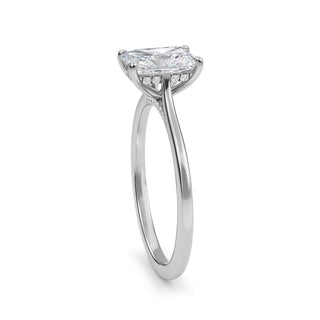 Anillo de compromiso con piedra lateral pavé redonda de 1,0 ctw