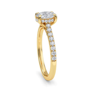 Oval Scallop Pavé Engagement Ring 1.0 ct