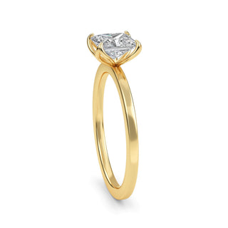 Princess Cut Petal-Prong Solitaire Engagement Ring 1.0 ct